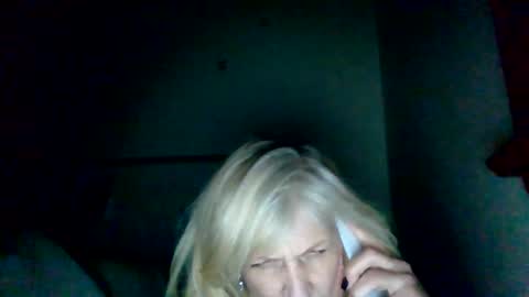 Snapshot of sexxileeah42o chatting on March 9, 2026, 8:51 am Leeah CloudZzz online show from March 9, 2026, 8:51 am