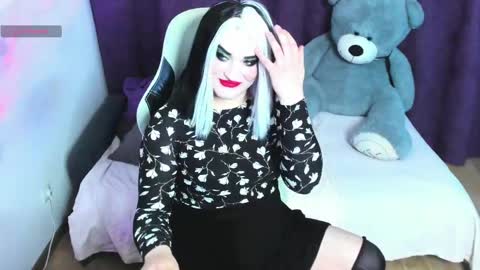 sexxx_queen online show from May 18, 2026, 9:48 am