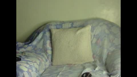 Natural boobs online show from November 27, 2025, 8:16 am