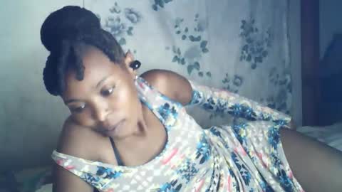 sexxy_curvy23 online show from February 24, 2026, 8:07 pm