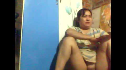 sexxy_love2k online show from October 6, 2025, 2:09 am