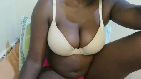 Snapshot of sexxy_maya1 chatting on May 7, 2026, 7:52 pm sexxy_maya1 online show from May 7, 2026, 7:52 pm