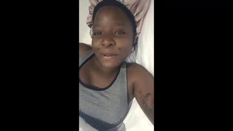 Snapshot of sexxy_melanin chatting on March 21, 2026, 4:50 am melanin online show from March 21, 2026, 4:50 am