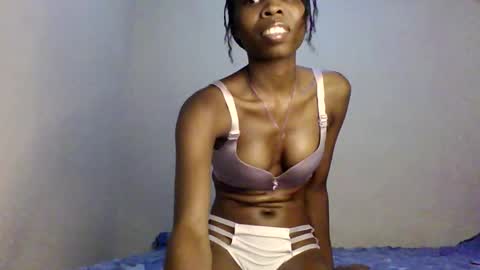 Snapshot of sexxy_natasha19 chatting on May 7, 2026, 11:37 am sexxy_natasha19 online show from May 7, 2026, 11:37 am