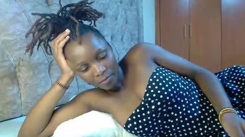 Snapshot of sexxy_santa chatting on December 6, 2024, 6:28 pm Santa online show from December 6, 2024, 6:28 pm