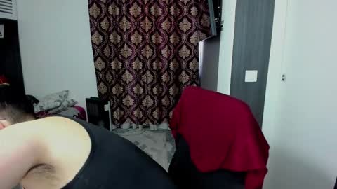 Snapshot of sexxymuscles4u chatting on February 26, 2026, 12:04 pm Sexxymuscles4U online show from February 26, 2026, 12:04 pm