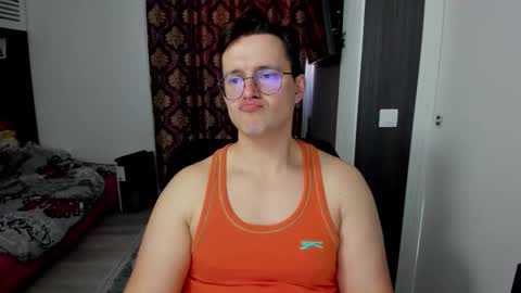 Snapshot of sexxymuscles4u chatting on March 1, 2026, 11:56 am Sexxymuscles4U online show from March 1, 2026, 11:56 am