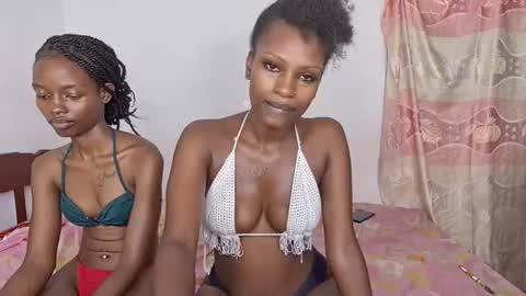 Snapshot of sexxypixie chatting on April 27, 2026, 11:52 am sexxypixie online show from April 27, 2026, 11:52 am