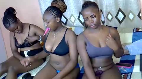 sexy_berry01 online show from February 5, 2026, 1:10 am