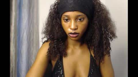 Sexy bitchgirl online show from January 14, 2026, 12:11 pm