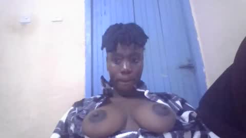 sexy_butty01 online show from April 17, 2026, 6:33 pm