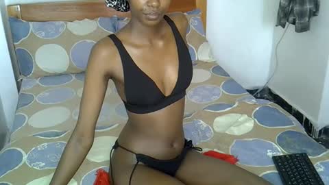 Snapshot of sexy_charliee chatting on February 3, 2026, 2:22 pm sexy_charliee online show from February 3, 2026, 2:22 pm