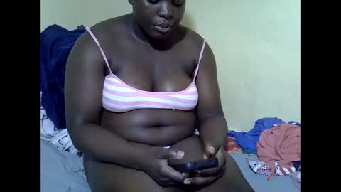 Snapshot of sexy_ebony20 chatting on September 25, 2025, 12:31 pm ebony online show from September 25, 2025, 12:31 pm