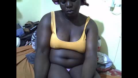 Snapshot of sexy_ebony20 chatting on October 6, 2025, 1:25 am ebony online show from October 6, 2025, 1:25 am