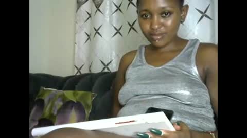Snapshot of sexy_ebony_bliss chatting on December 11, 2024, 7:03 pm adasa online show from December 11, 2024, 7:03 pm