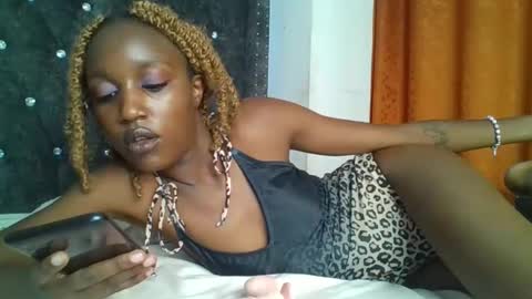 Snapshot of sexy_ebony_nica chatting on January 31, 2025, 3:00 pm sexy_ebony_nica online show from January 31, 2025, 3:00 pm