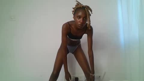Snapshot of sexy_ebony_nica chatting on February 2, 2025, 2:34 pm sexy_ebony_nica online show from February 2, 2025, 2:34 pm