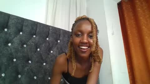 Snapshot of sexy_ebony_nica chatting on February 13, 2025, 9:17 pm sexy_ebony_nica online show from February 13, 2025, 9:17 pm