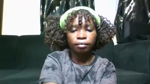Snapshot of sexy_ebony_princess chatting on September 12, 2025, 11:59 pm Trina online show from September 12, 2025, 11:59 pm