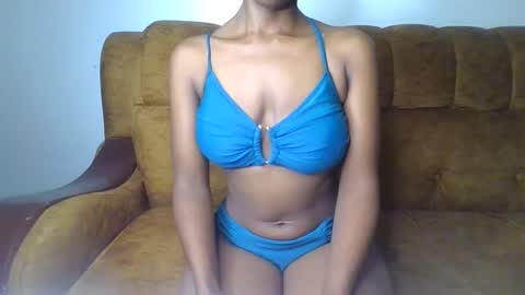 Ellahh online show from March 24, 2026, 1:21 am