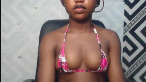 Angela online show from October 4, 2025, 10:46 am