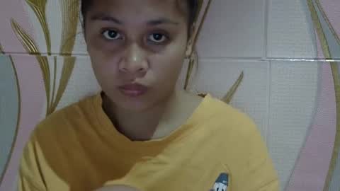 Snapshot of sexy_henley chatting on December 16, 2024, 12:38 pm henley online show from December 16, 2024, 12:38 pm