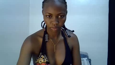 Snapshot of sexy_june20 chatting on May 19, 2026, 6:42 am sexy_june20 online show from May 19, 2026, 6:42 am