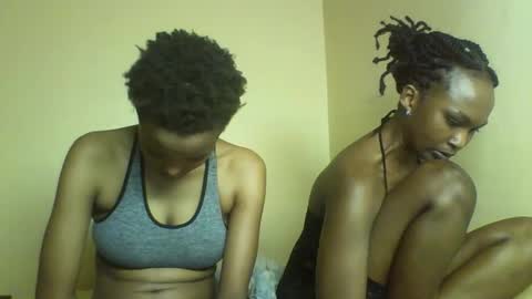 Snapshot of sexy_kaly chatting on October 5, 2025, 2:26 pm Sexy kaly online show from October 5, 2025, 2:26 pm