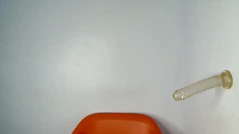 lily online show from October 22, 2025, 11:04 pm