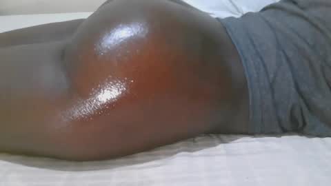 Snapshot of sexy_loner07 chatting on February 2, 2026, 4:11 am Loner online show from February 2, 2026, 4:11 am