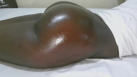 Snapshot of sexy_loner07 chatting on February 12, 2026, 4:18 am Loner online show from February 12, 2026, 4:18 am