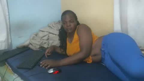 sexy_lunah online show from December 8, 2024, 4:07 pm