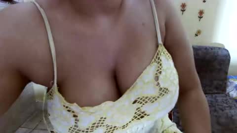 sexy_mandakini online show from April 2, 2026, 3:59 am