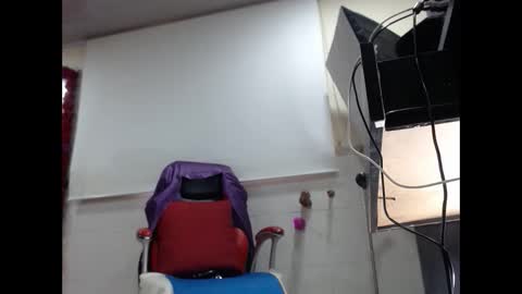 Snapshot of sexy_mature_hot01 chatting on September 24, 2025, 5:05 pm MARIPOSA online show from September 24, 2025, 5:05 pm