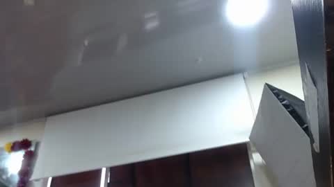 MARIPOSA online show from November 10, 2025, 12:26 pm