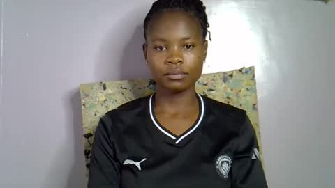 Molyne online show from February 25, 2026, 11:14 pm