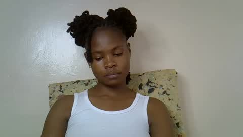 Molyne online show from March 17, 2026, 6:00 pm