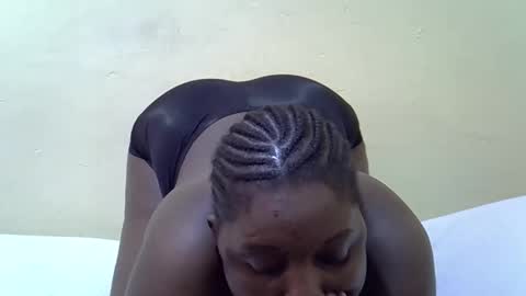 Snapshot of sexy_naila2 chatting on May 8, 2026, 11:37 am sexy_naila2 online show from May 8, 2026, 11:37 am
