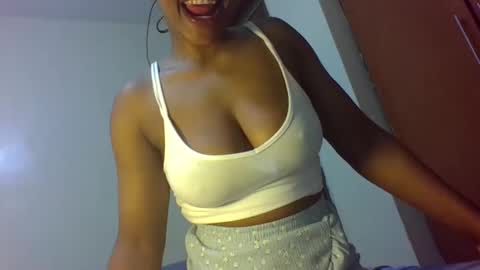 Snapshot of sexy_natallie chatting on January 1, 2025, 8:56 am natallie online show from January 1, 2025, 8:56 am