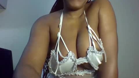 Snapshot of sexy_natallie chatting on October 1, 2025, 8:09 am natallie online show from October 1, 2025, 8:09 am