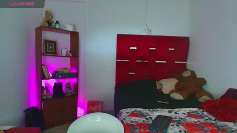 Snapshot of sexy_nicole_ricutty chatting on February 18, 2026, 3:41 pm sexy_nicole_ricutty online show from February 18, 2026, 3:41 pm