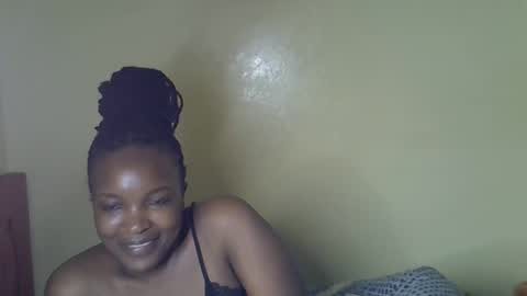 sexy_sazii online show from October 9, 2025, 2:20 am