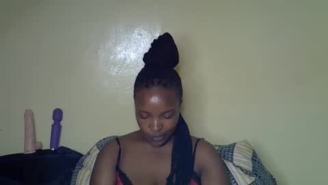 sexy_sazii online show from October 11, 2025, 2:33 am