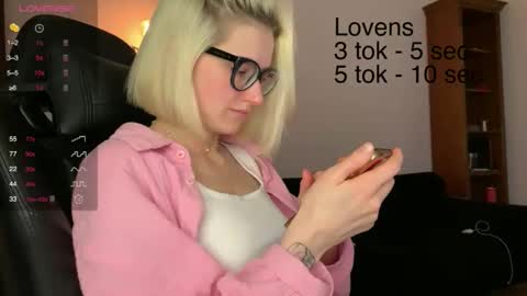 Sexy-Sweets online show from October 27, 2025, 5:50 pm