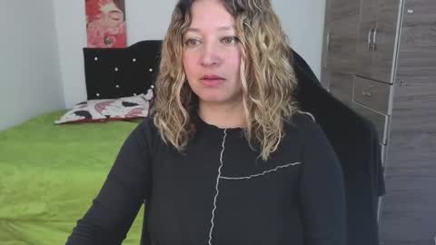 sexy_valeshca online show from May 15, 2026, 3:30 pm