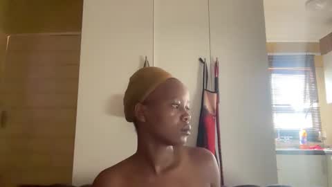 sexyasszeeee online show from March 29, 2026, 9:53 am