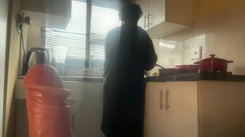 sexyasszeeee online show from April 8, 2026, 8:47 am