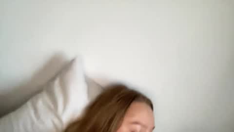 Snapshot of sexyayo666 chatting on October 4, 2025, 4:27 pm ALAYA  online show from October 4, 2025, 4:27 pm