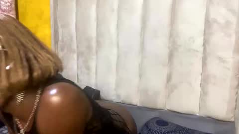 Snapshot of sexybear012 chatting on October 23, 2025, 12:54 am sexybear012 online show from October 23, 2025, 12:54 am