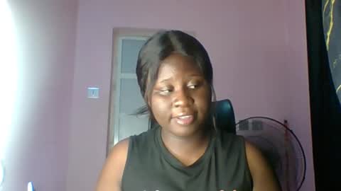 Snapshot of sexybouncyass_xx chatting on September 9, 2025, 11:54 am sassy online show from September 9, 2025, 11:54 am